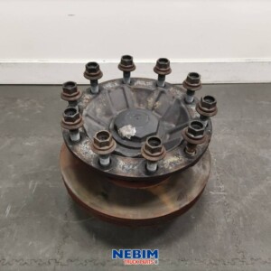 Volvo - 21940776 - Front axle hub incl. brakes. M43