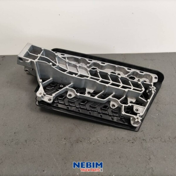 Nebim Truck Parts - 24173889 - Voetplaat FH4B links