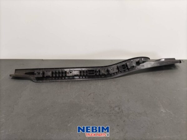 Volvo - 82212691 - Drempelstrip links