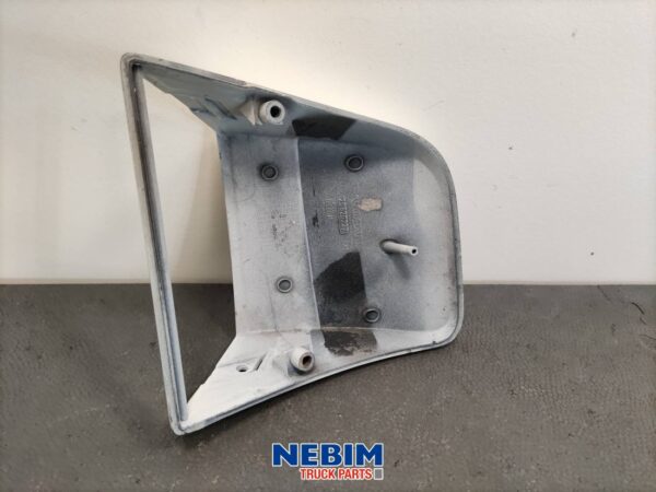 Volvo - 20826227 - Schutbord links