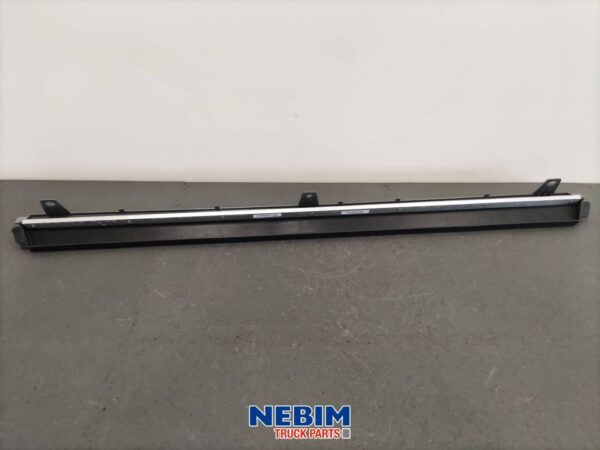 Volvo - 84173254 - Bumperspoiler midden