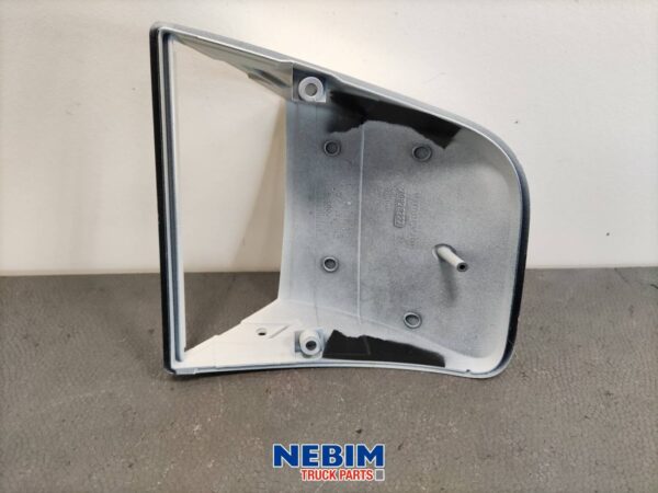 Volvo - 20826227 - Schutbord links