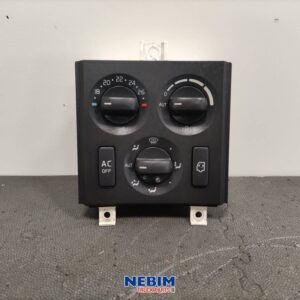 Volvo - 20508582 - Panel de control A/C