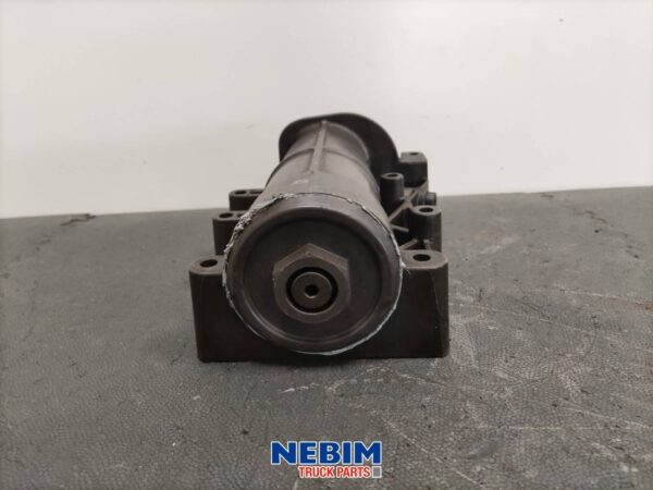 Volvo - 20700743 - Oil filter housing