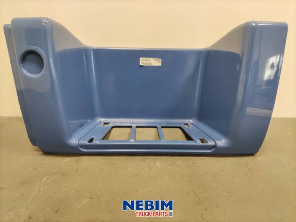 Volvo - 8141003 - Side step box left