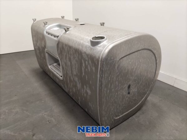 Volvo - 21335679 - Brandstoftank 550L 140x70x71cm