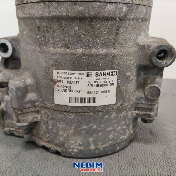 Volvo - 84192002 - Stand airco compressor