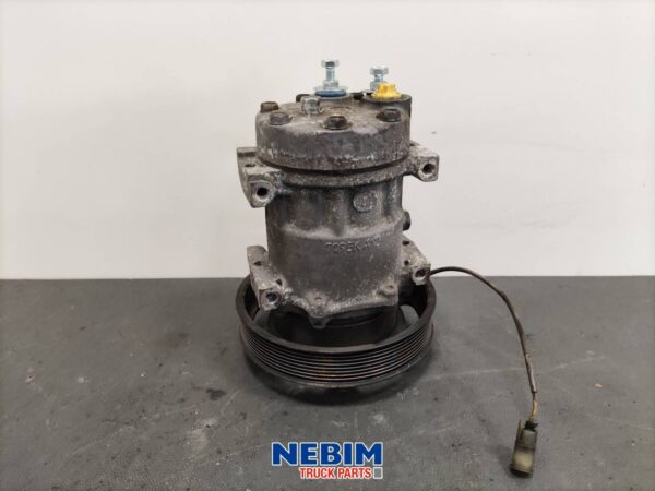 Volvo - 20587125 - Air conditioning compressor