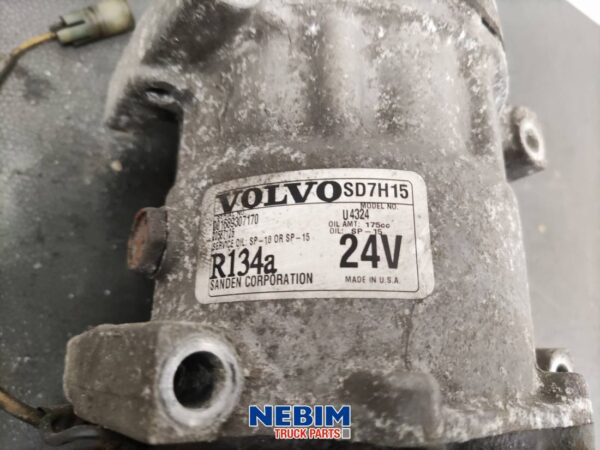 Volvo - 20587125 - Air conditioning compressor