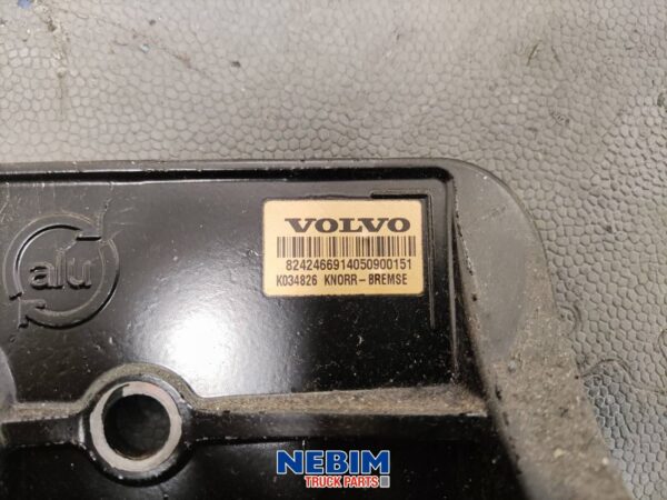 Volvo - 82424669 - Pedaal plaat