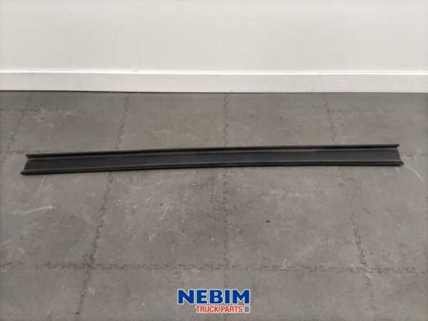 Volvo - 82632398 - Side skirt extension onder 163cm