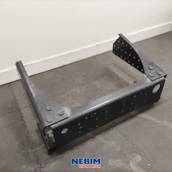 Volvo - 22438937 - Transverse beam