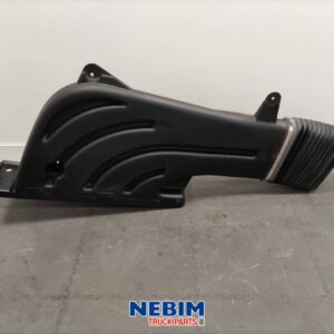 Renault - 7422028049 - Luchtinlaat Renault
