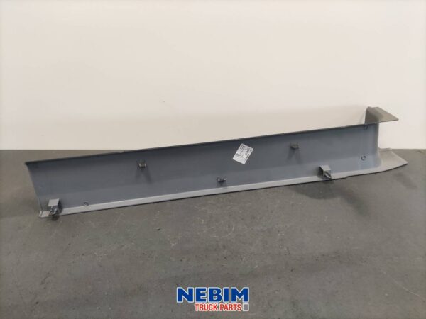Renault - 7482578171 - Panel right