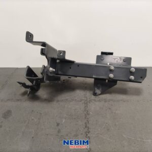 Volvo - 21994452 - Steun links