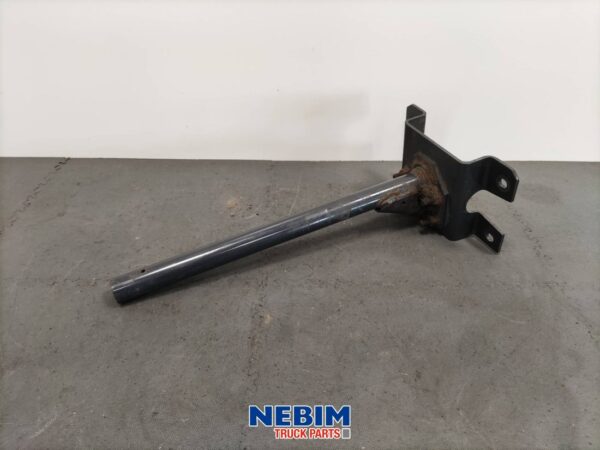Renault - 7421039185 - Soporte alerón eje trasero