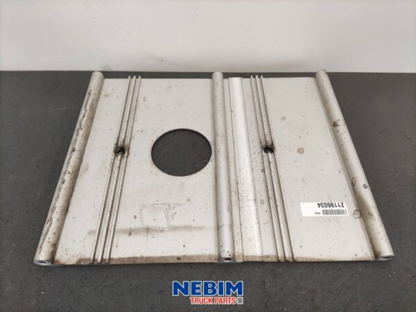 Volvo - 21196034 - Support adblue tank
