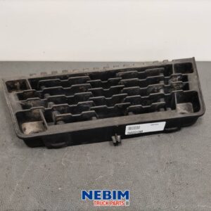 Renault - 7482231340 - Stair step