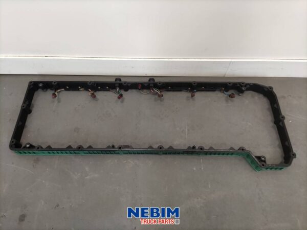 Valve cover intermediate rim D13K - 22198737 - Used