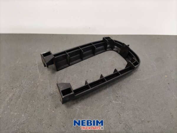 Volvo - 82467726 - Collar