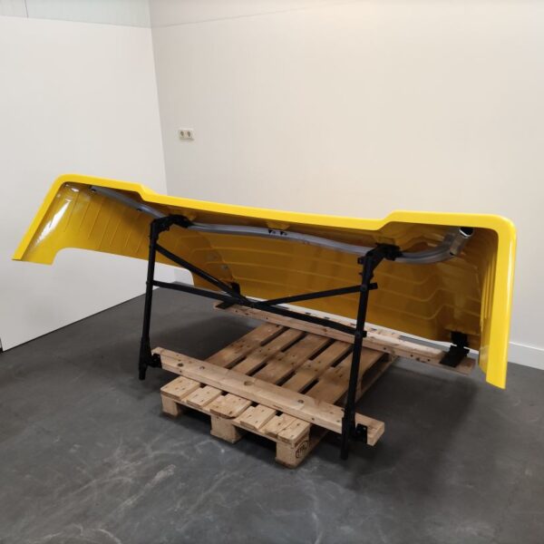 Volvo - 82358332 - Dakspoiler FH4/4B Cabinehoogte 175cm