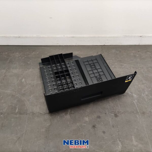 Volvo - 22078082 - Battery box cover FH4 / FM4