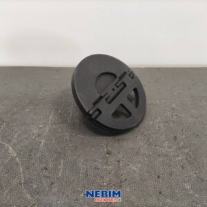Volvo - 22024917 - Vergrendelschroef accubak deksel FH4 / FM4