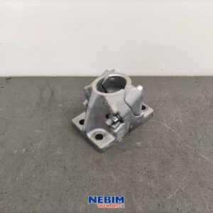 Volvo - 21213202 - Spatbordstang bevestiging