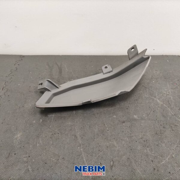 Volvo - 84224117 - Reflector links