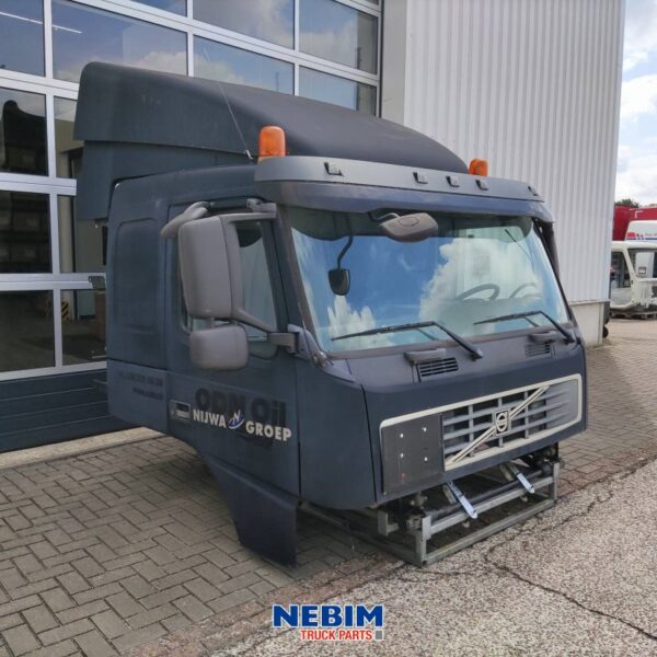 Volvo - 85103669 - Cabine FM L2H1
