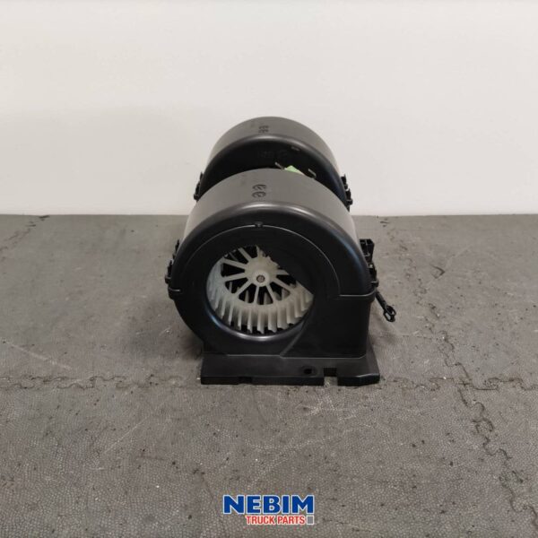 Volvo - 84903030 - Ventilator