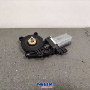 Volvo - 84561624 - Elektromotor rechts