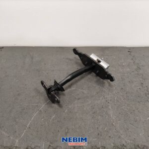 Volvo - 82859279 - Door catcher FH4 left