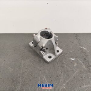 Renault - 7421213202 - Spatbordstang bevestiging