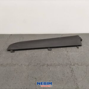 Volvo - 21669897 - Kap dashboard FM