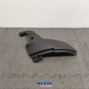 Volvo - 82448104 - Ecke Paravan rechts