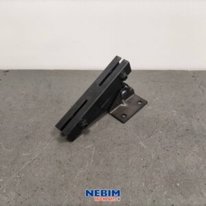 Volvo - 82432175 - Steun top spoiler