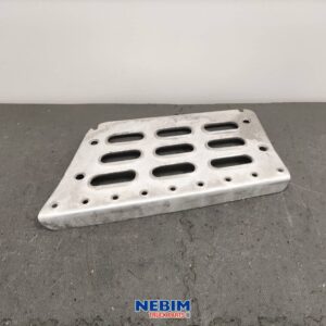 Volvo - 20360789 - Voetplaat rechts