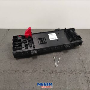 Volvo - 22488319 - Zekering -en relaiscentrum FH4