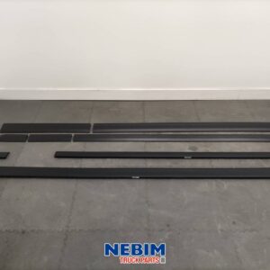 Volvo - 22435308 - Sideskirt extension set FH4 / FM4 3800mm
