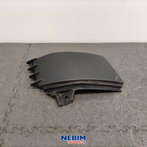 Volvo - 82835601 - Paravan hoek FH4 rechts